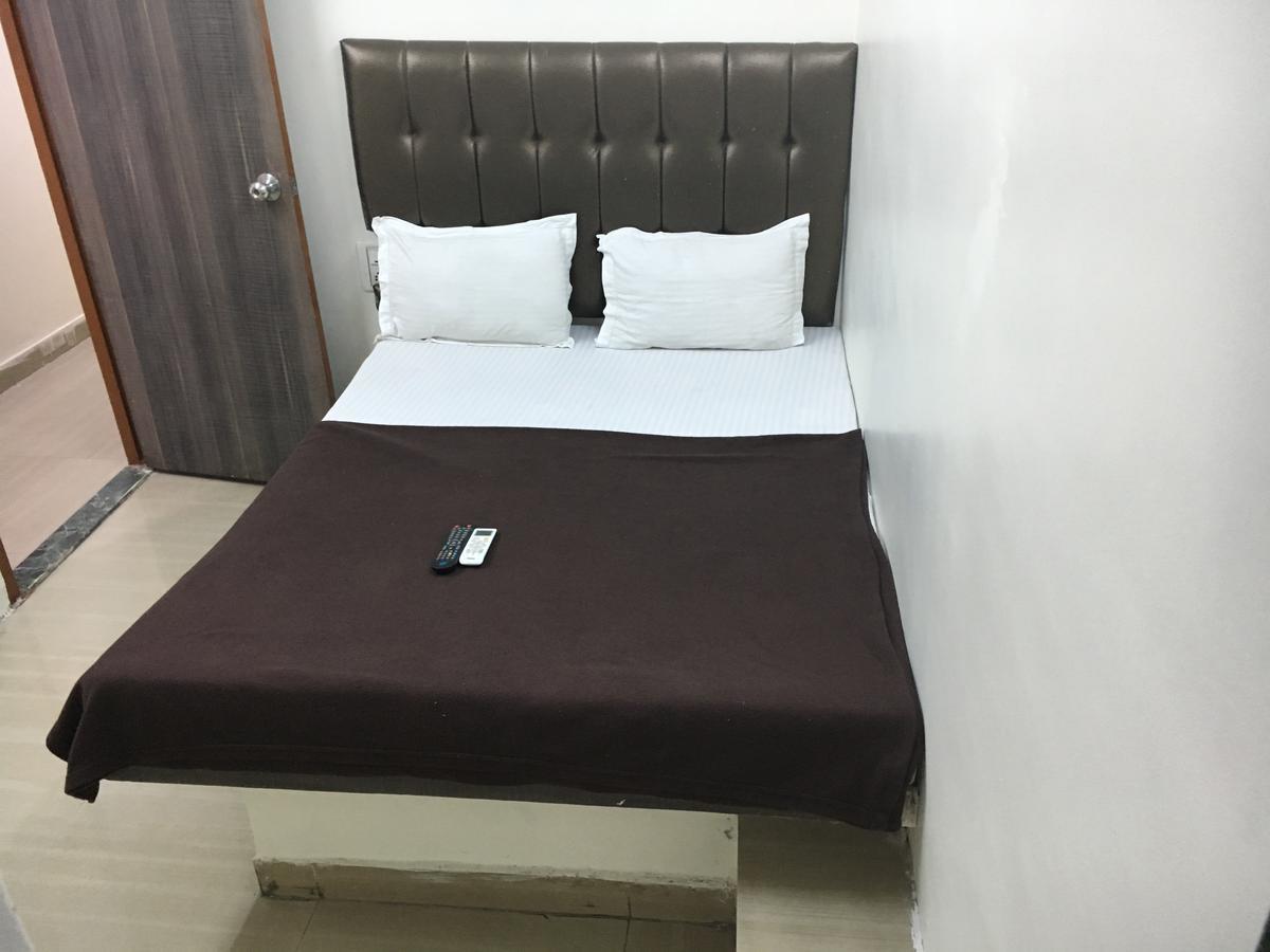 Hotel Janata Residency Mumbai Exterior photo
